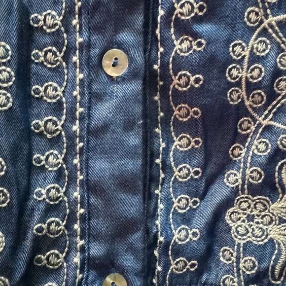 LIV Los Angeles embroidered, lightweight jacket/shirt, size M - Picture 5 of 8